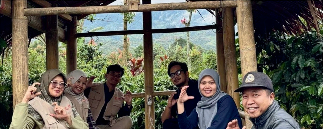 HT Coffee Presents the Sensation of Sipping Coffee in the Middle of a Garden, Offering a Unique Experience from the Slopes of Kerinci